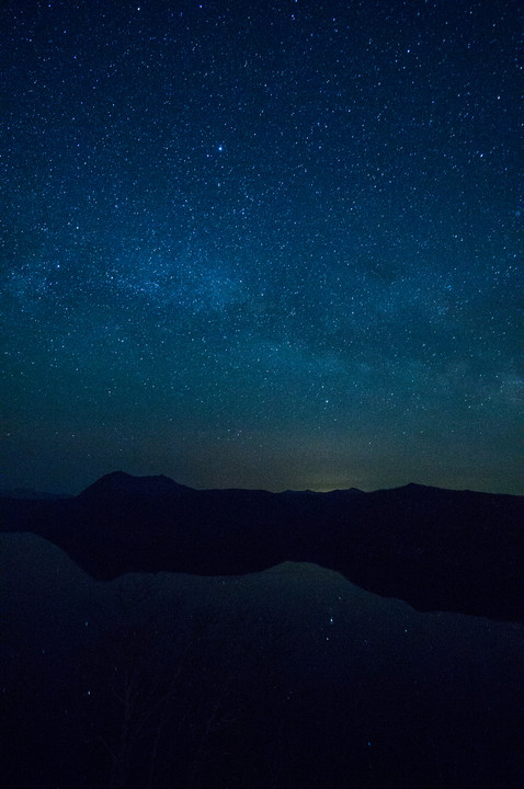 摩周湖に映る星空