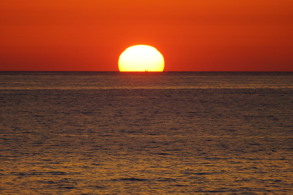 日本海の夕陽 