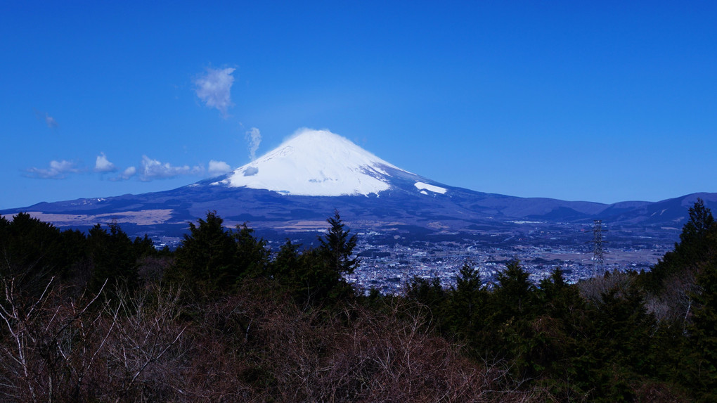 春雪の富士山