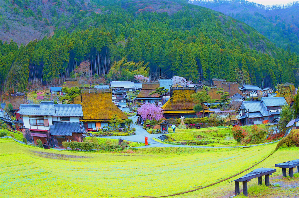 京都、　美山の里、遠目からの眺め、