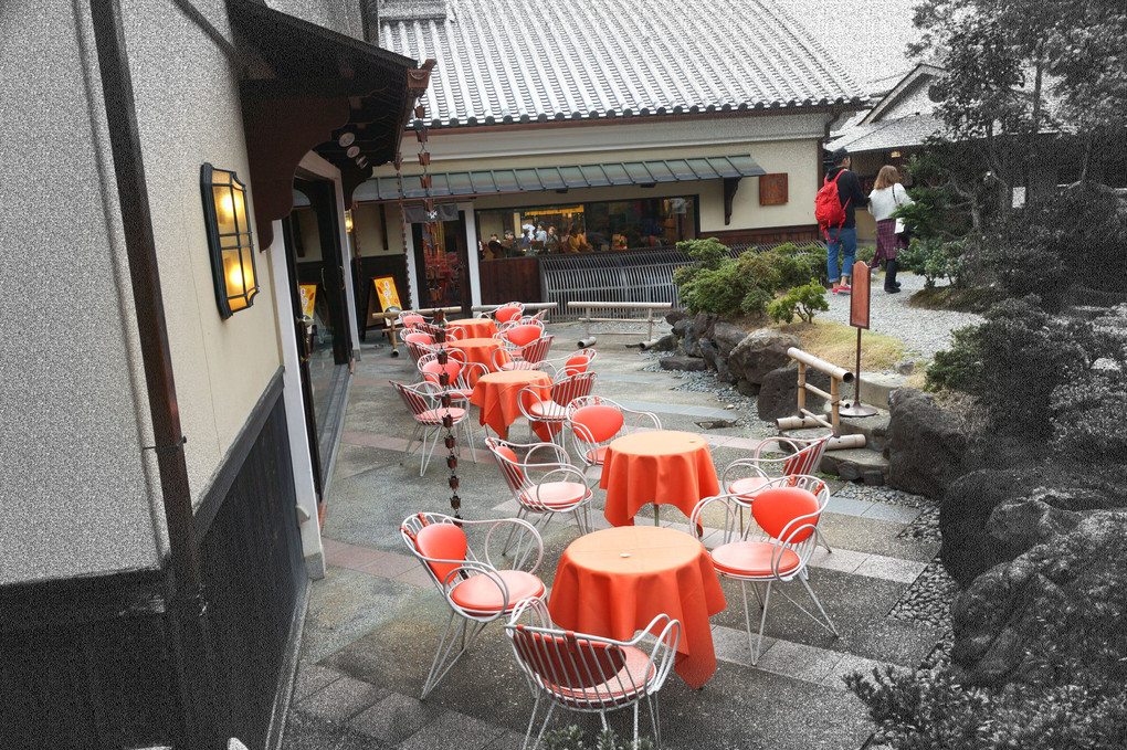 京都、清水坂の喫茶店、京都らしおすやろ、どうどすえ～～蔵出しです。