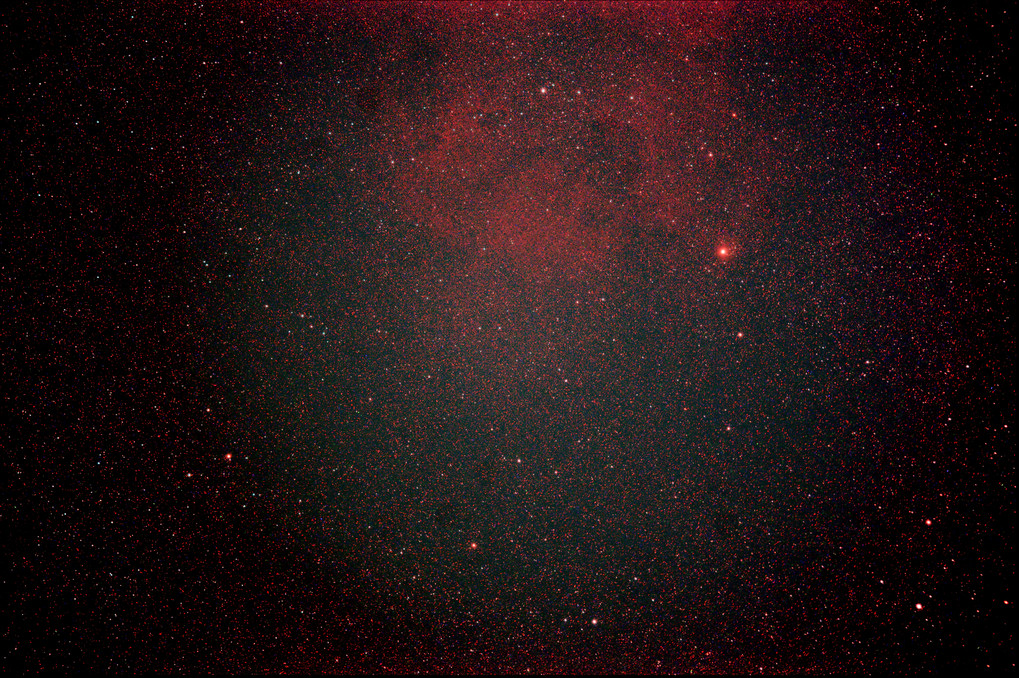 ケフェウス座ガーネットスター周辺の散光星雲