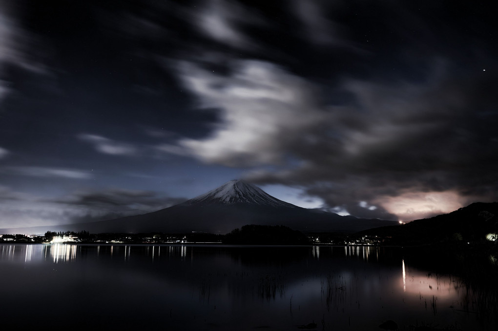 The dark Fuji