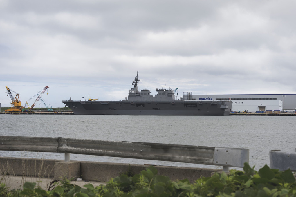 護衛艦「ひゅうが」金沢寄港