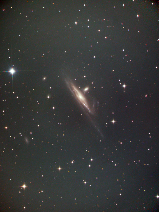 ☆10月のソラさんぽ８～重力相互作用する二つの渦巻銀河 NGC1532,1531