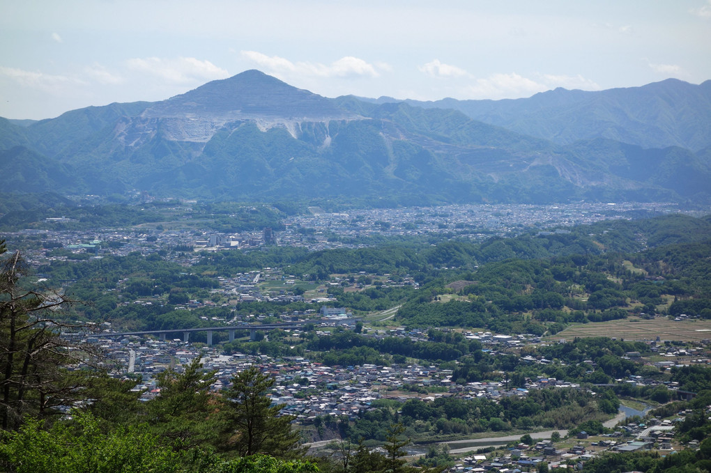 武甲山