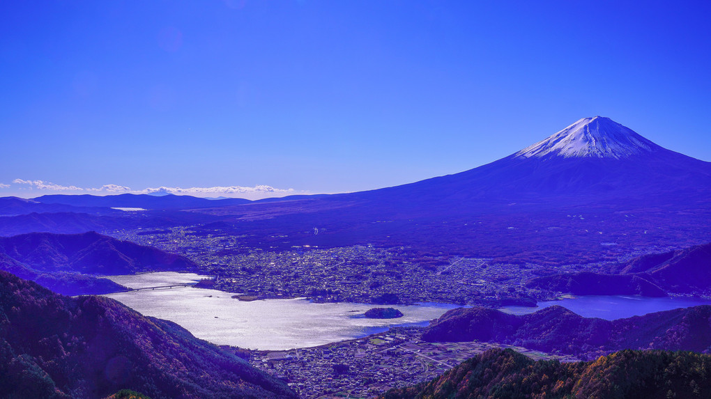 ～新道峠から眺める絶景富士～