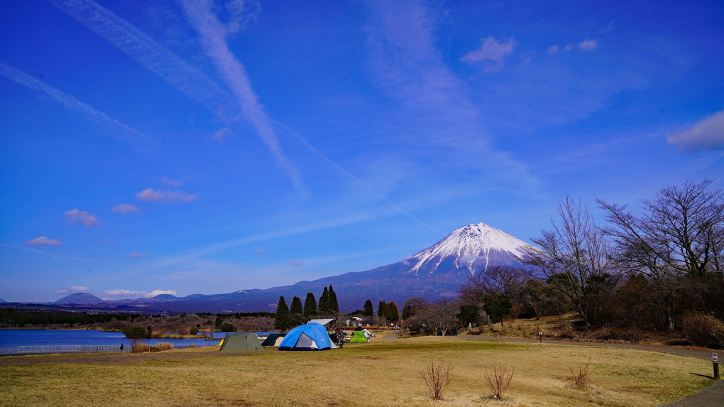 ～田貫湖キャンプ場と富士～