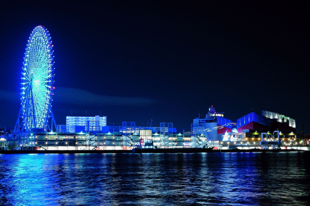 大阪港の夜景（天保山、大阪南港）