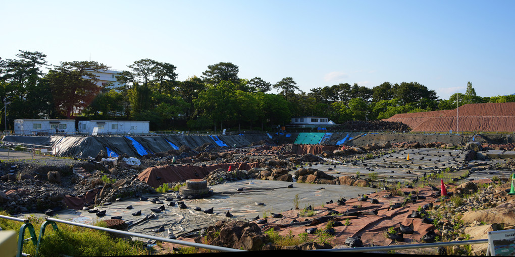 発掘調査中の駿府城跡