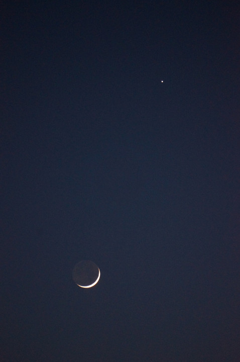 月と星の距離