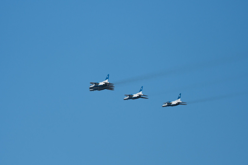 2016入間航空祭 Blue Impulse 3機ではなく5機です