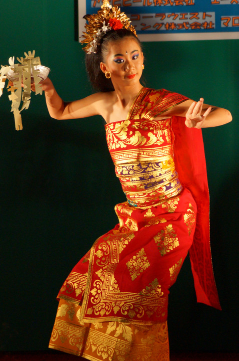 インドネシア歓迎の踊り