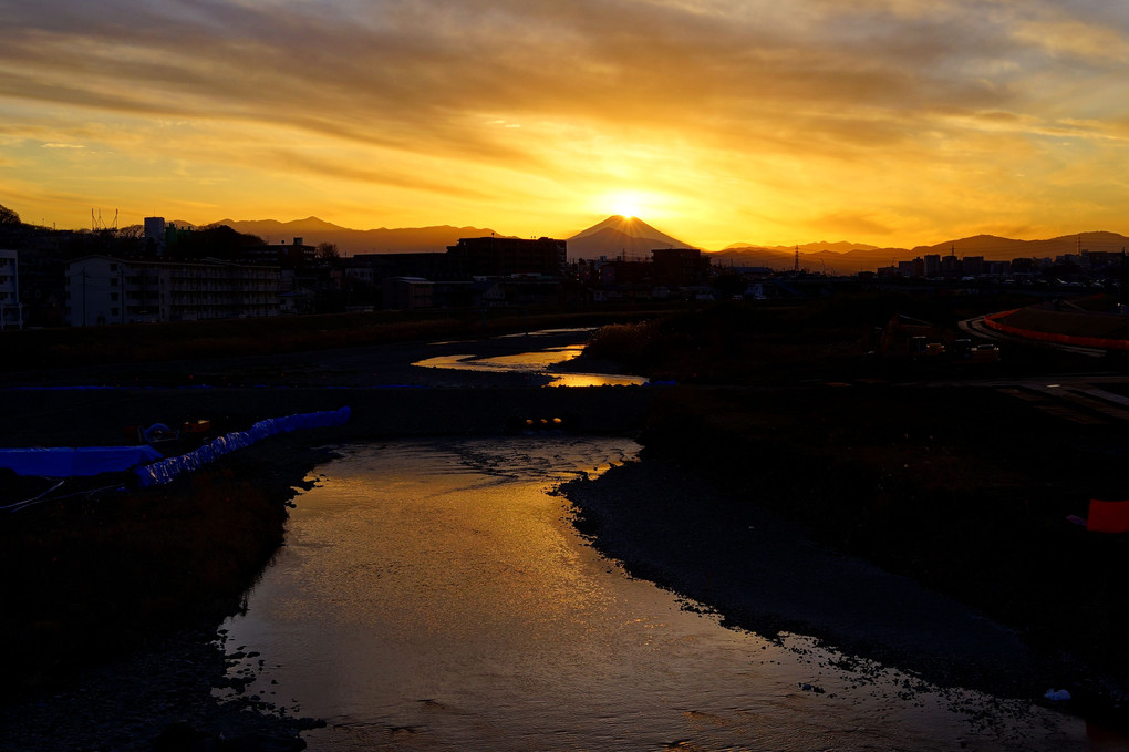 万願寺歩道橋から見た夕富士 - 前 -