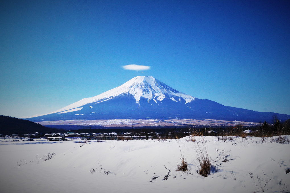 富士に傘雲