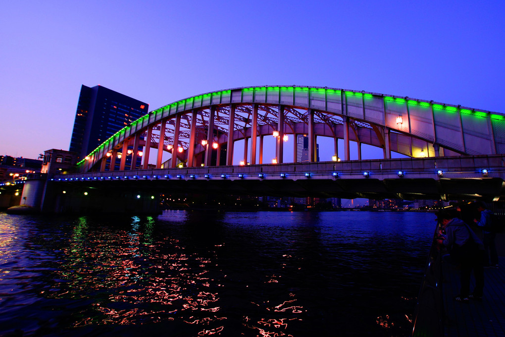 勝どき橋を撮る　ライトアップと光跡おもしろ写真