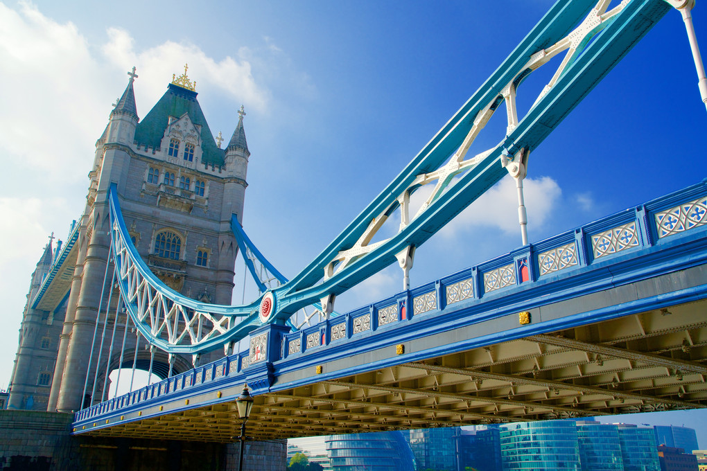 Tower Bridge （タワー・ブリッジ）