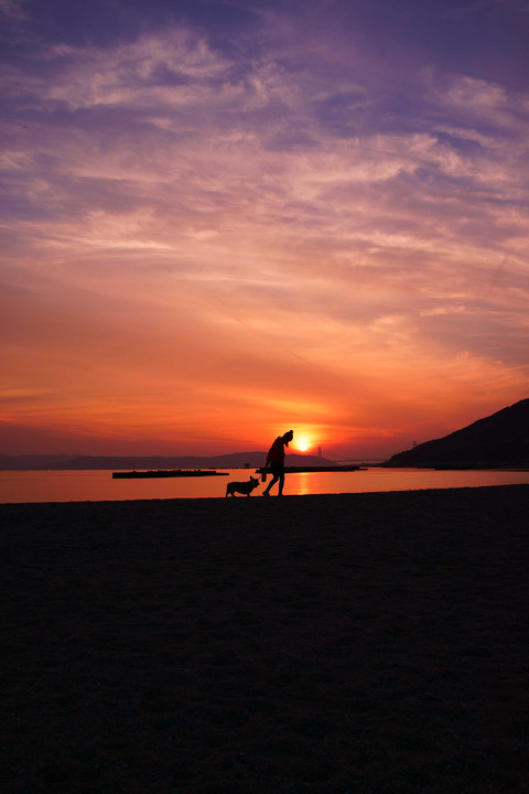 夕照の浜辺－感謝！フォトコン入賞－