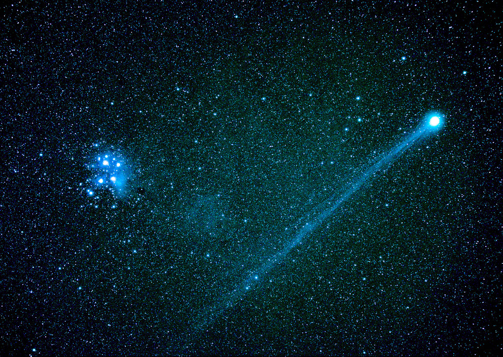 ラブジョイ彗星とM45二枚目
