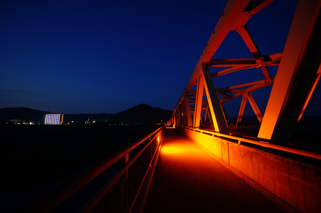 夜明けの川辺橋