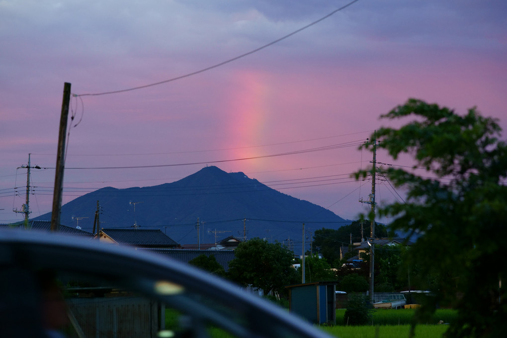 筑波山に刺さった虹