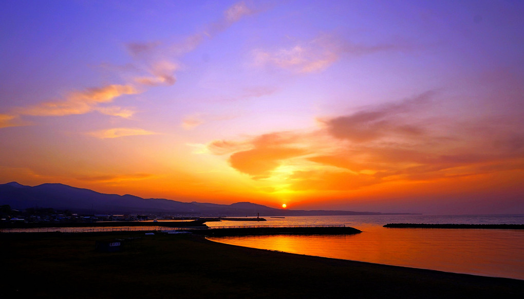 陸奥湾の夕景・春2