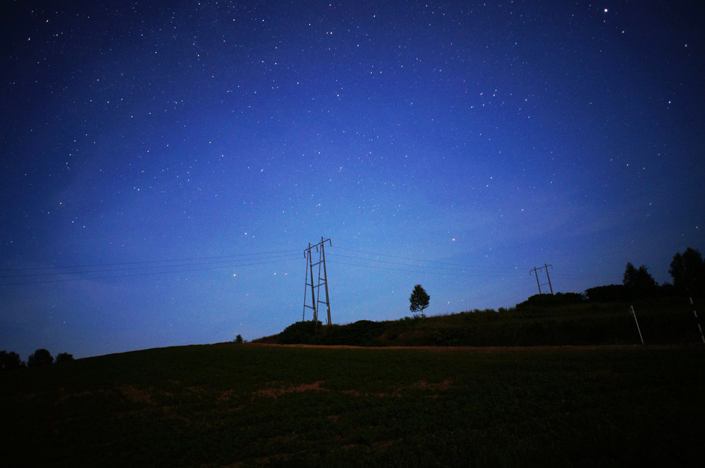 今夜、星の見える丘で