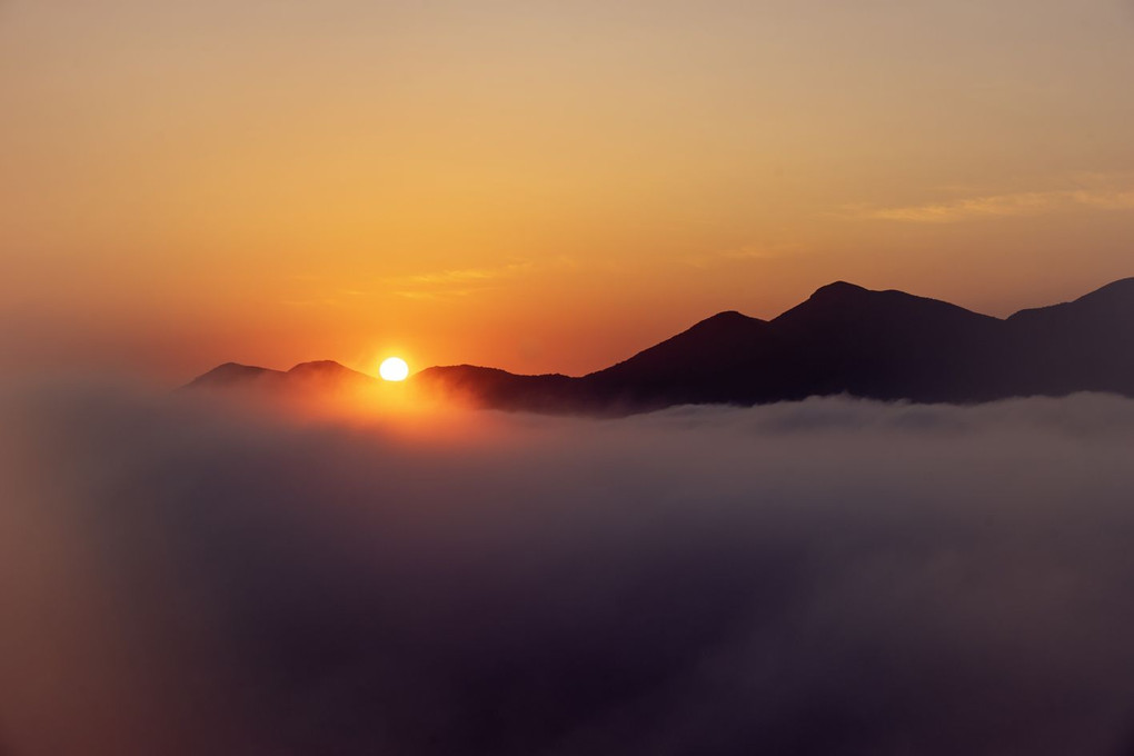 荒谷山雲海～夜明けと日の出