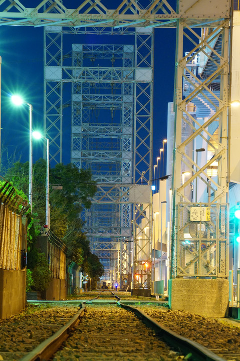 夜の臨海鉄道