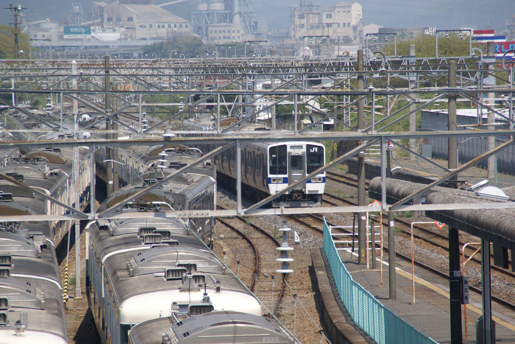 2007年常磐線415系廃車回送留置線、勿来駅にて。