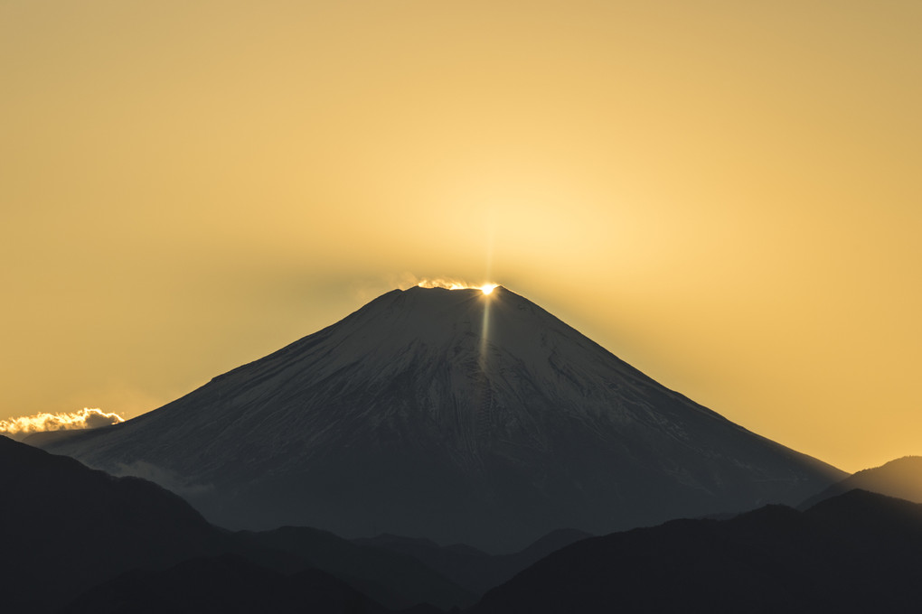 高尾山の頂きからダイヤモンド富士2015