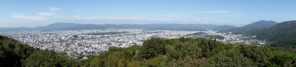 愛宕山から比叡山
