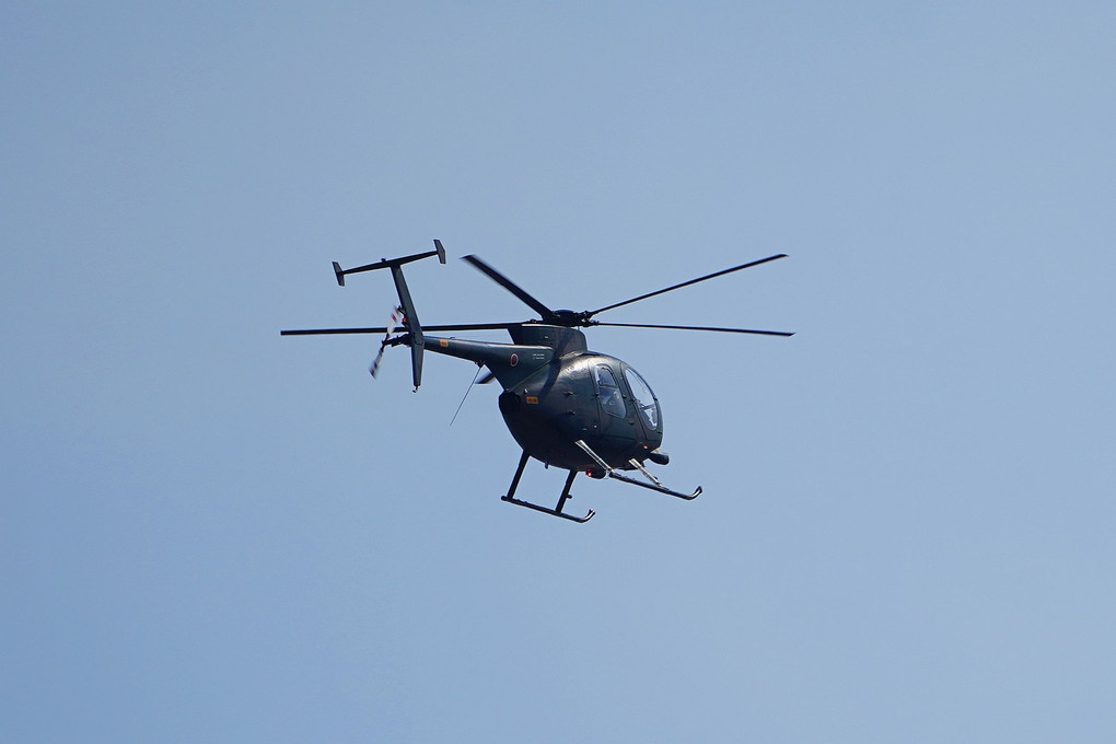 MCASイワクニ　突然の来訪者！陸上自衛隊海田駐屯地　OH-6D ヘリコプター