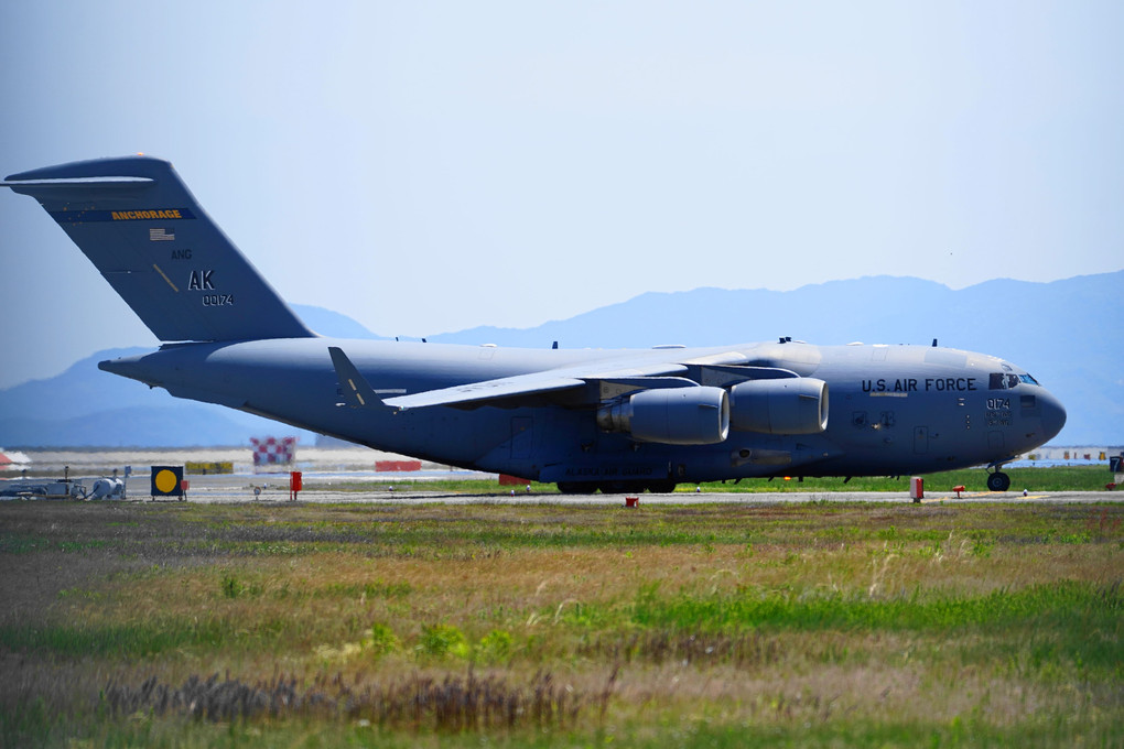 デカイ！ C-17 グローブマスター  米空軍　ジェット輸送機  MCAS イワクニ