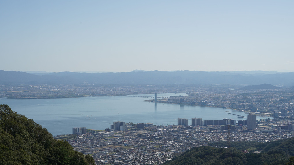 叡山行く路、琵琶湖を望む