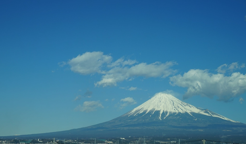 こだまの窓から富士山