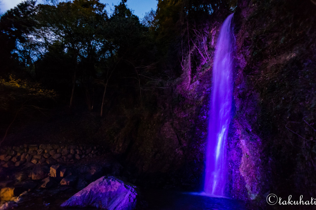 Light Up Waterfall !!