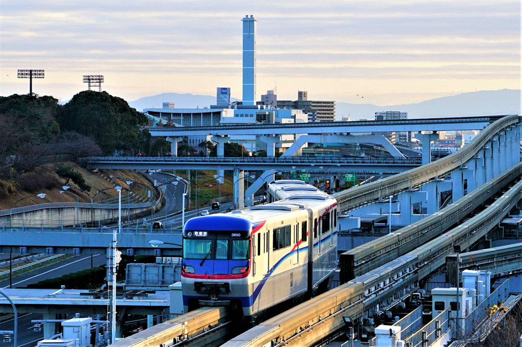 大阪モノレール３０００系