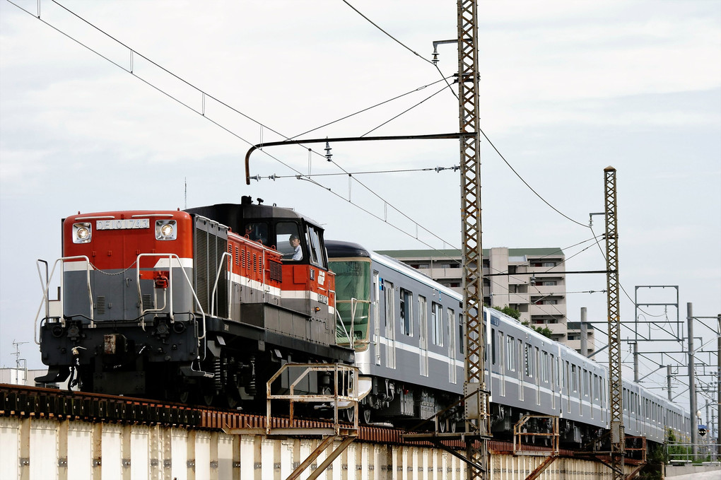 東京地下鉄１３０００系が甲種輸送されました