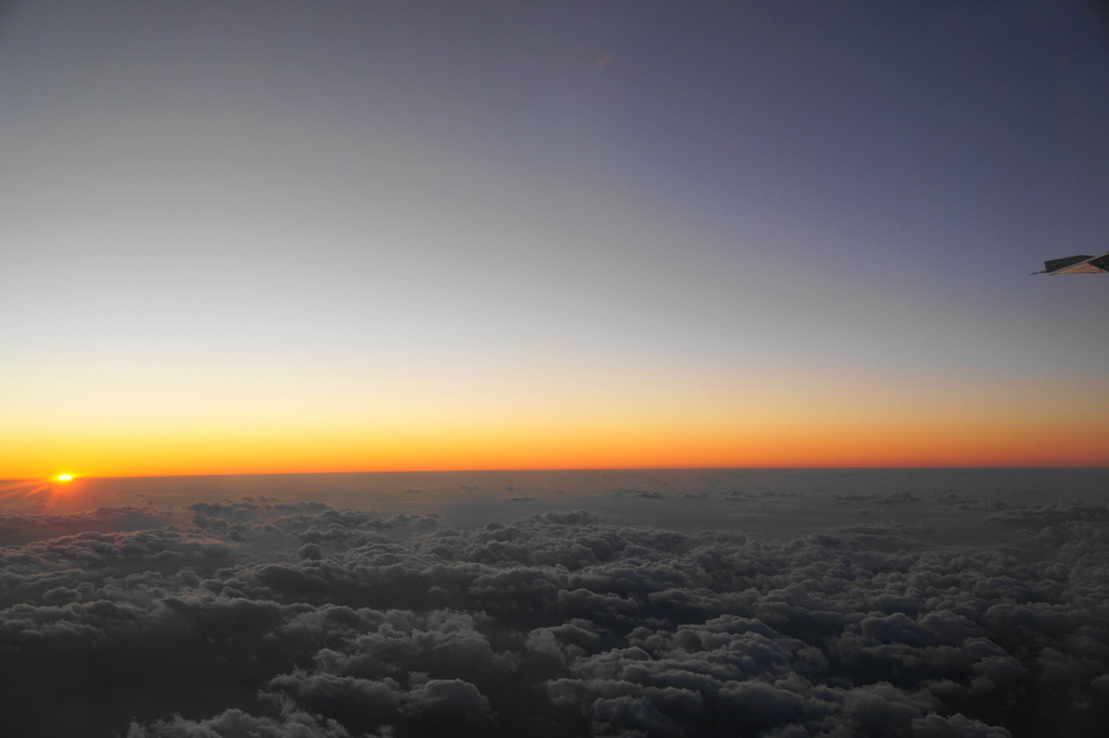 雲の上の夕景