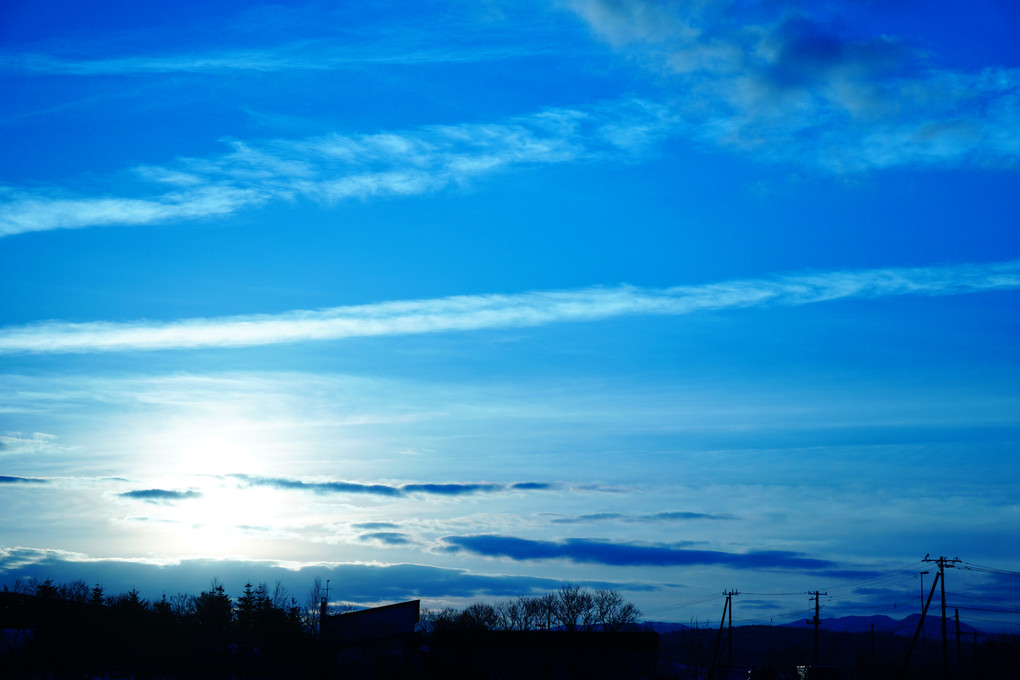 青の夕日
