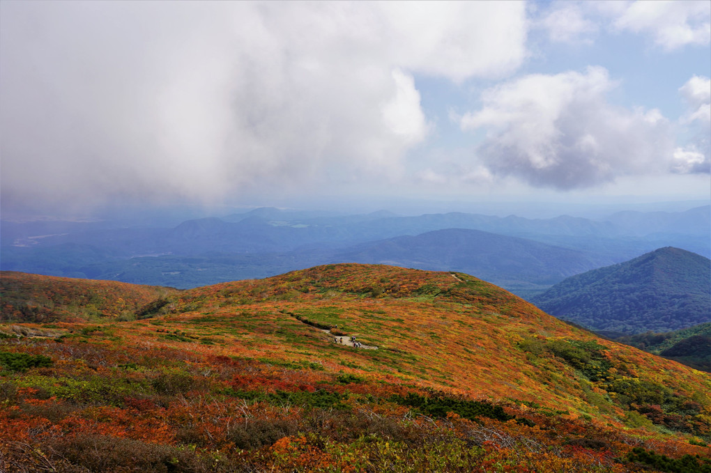 紅葉の栗駒山に神の絨毯を見に行ってきました。