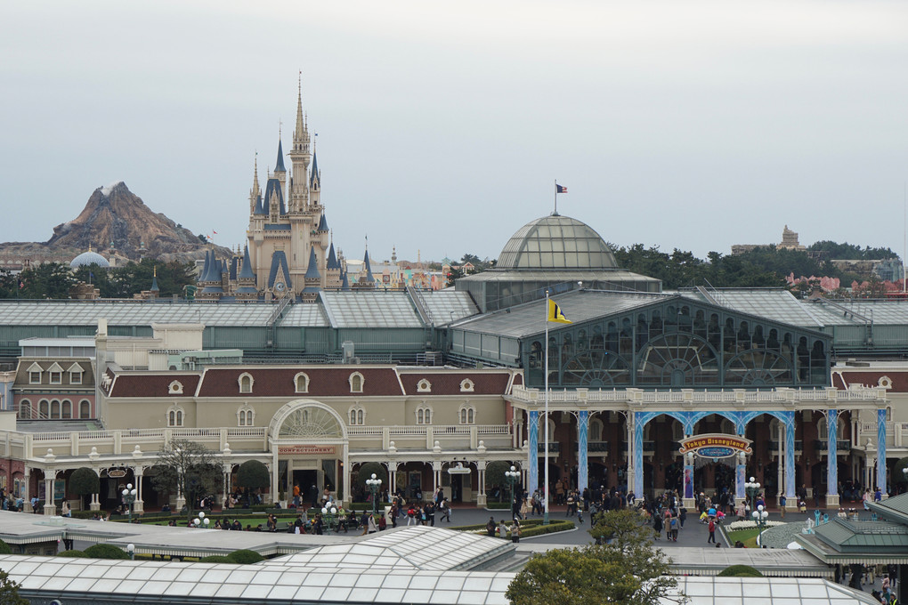 α6300＋E16-70ZAでディズニーランド