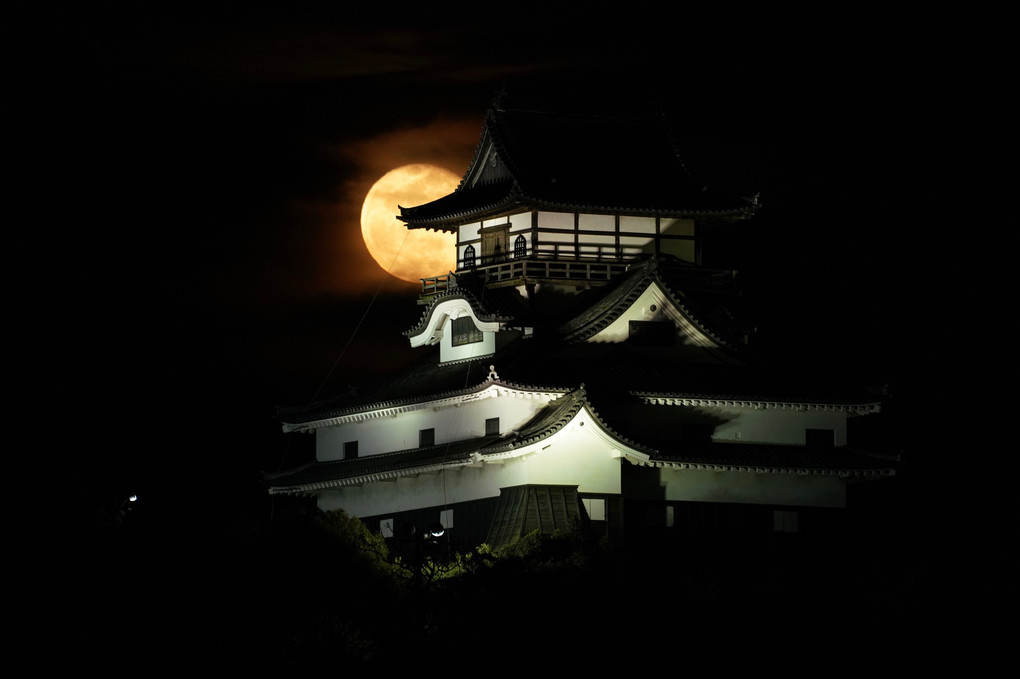 今宵の月と犬山城