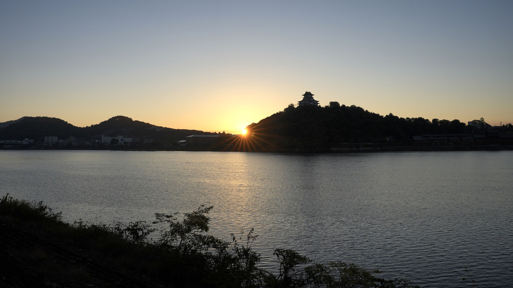 今朝の犬山城