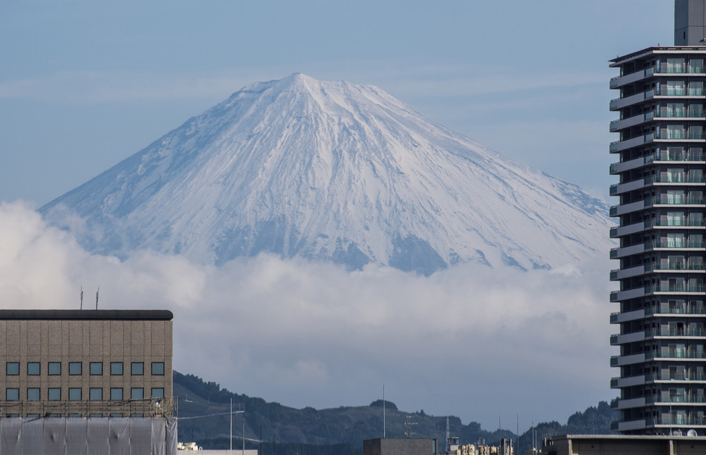 白化粧の富士山
