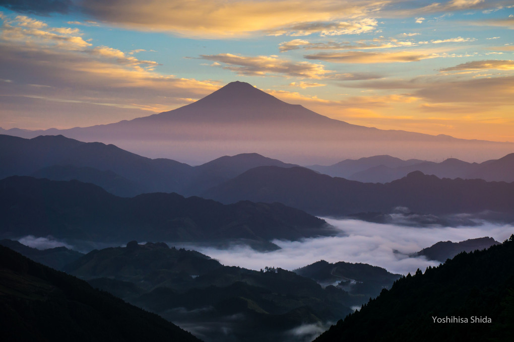 高山富士の朝