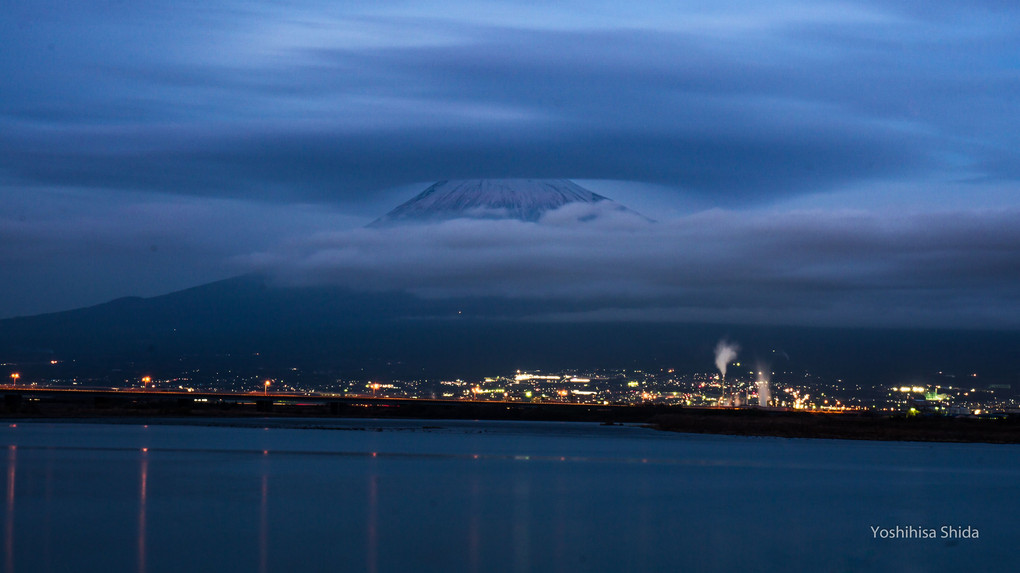 神の輪、富士山夜景