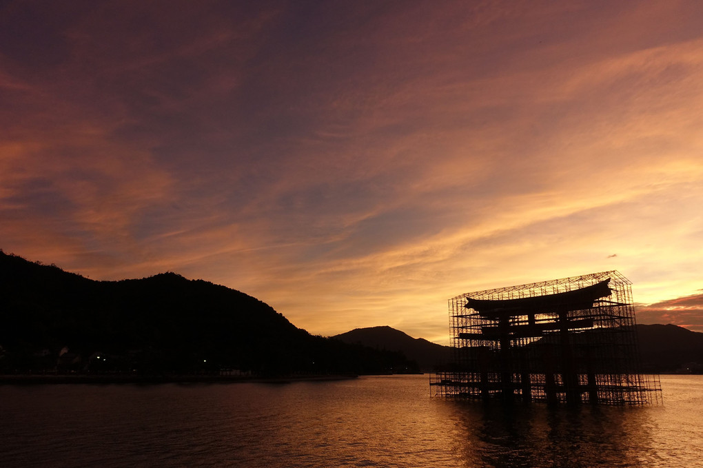厳島神社 夕景