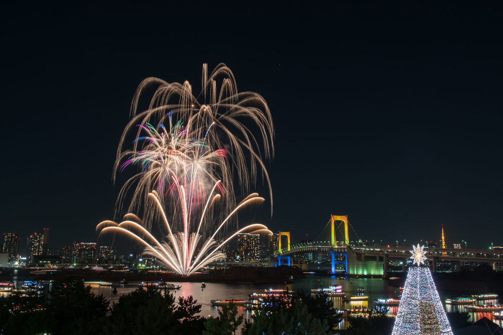 ODAIBA Rainbow Fire Works  2017